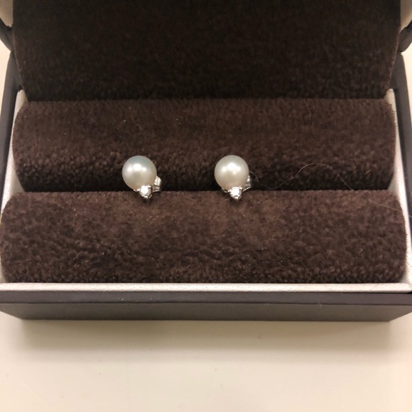 Pearl earrings with real diamond - Picture 2 of 3
